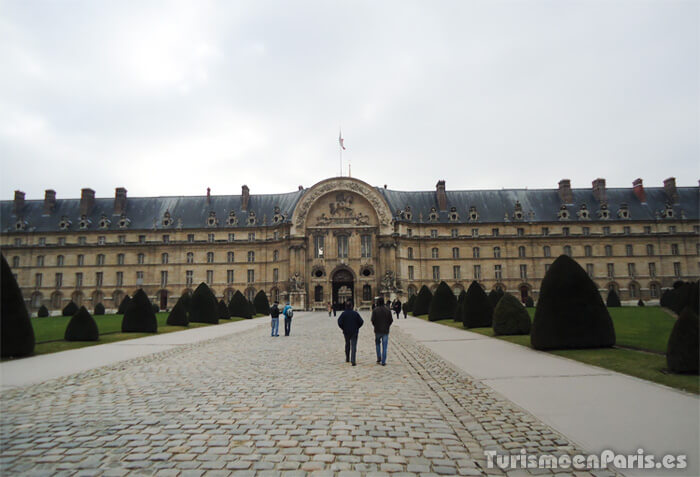 Los Inválidos - Palacio Nacional de los Inválidos de París